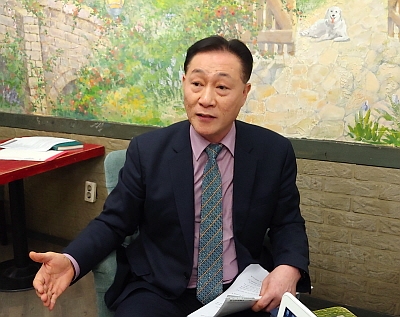 w장윤제 목사.jpg